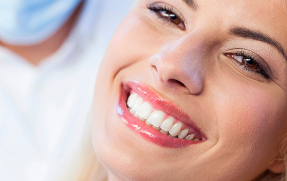 Restaurações, Clareamento Dental - Saraiva Odontologia